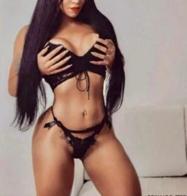 Gaby Oliver — 8 / 9