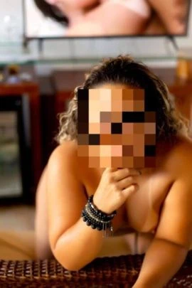 Suzanne Costa, Escort, Natal