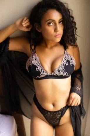 Marina Gomes — 8 / 9