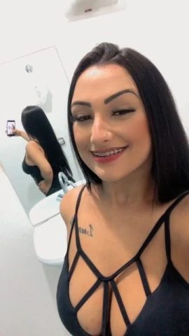 Rafaella Castro — 4 / 5