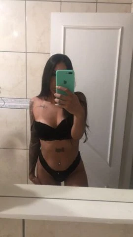 Ágatha Santos — 2 / 5