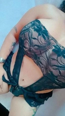 Anita Bennet — 2 / 5