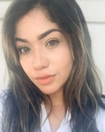 Maria Eduarda — 7 / 8