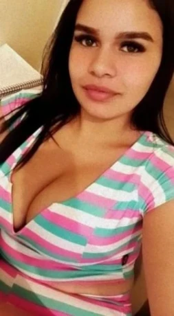 Nicole Ramos — 4 / 5