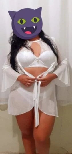 Marcela Ferraz — 7 / 9