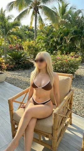 Emma — 5 / 9