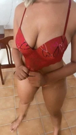 Lara Diniz — 4 / 5