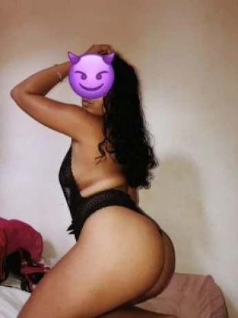 Yasmin Pimenta — 3 / 8