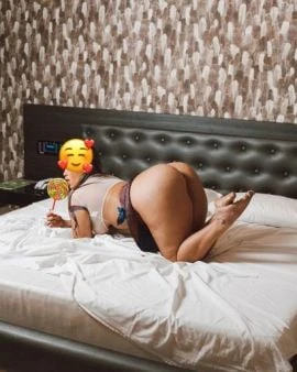Jade Zarrir — 2 / 8