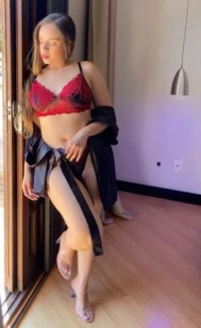 Nanda Sanchez — 6 / 9