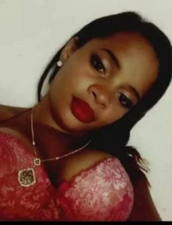 Silvania Lima — 7 / 9