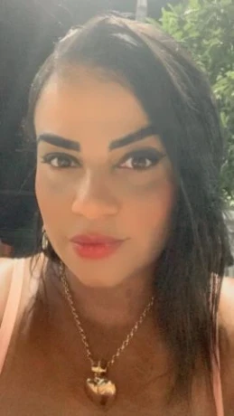 Thaís Souza — 4 / 5