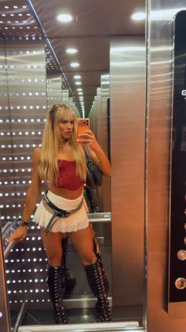 Luz Corra — 1 / 9