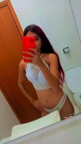 Tati Xavier — 7 / 9