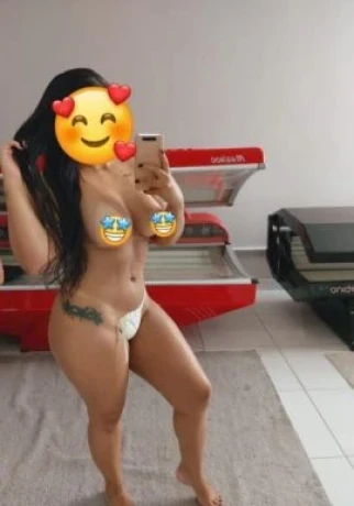 Bianca Mello — 6 / 8