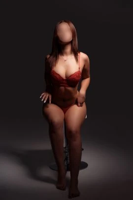 Vicky — 6 / 9