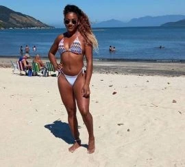 Thais Dutra — 4 / 6