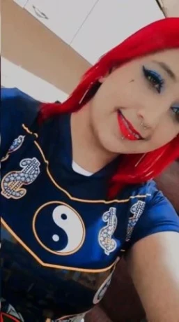 Gaby Lopes — 1 / 5