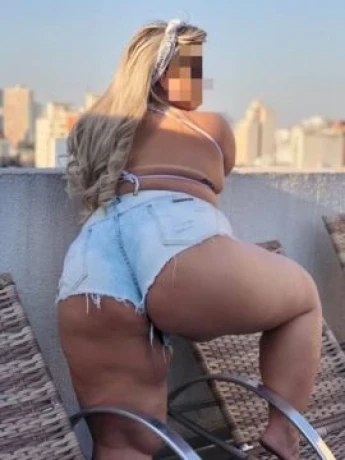 Bruna Lima — 5 / 9