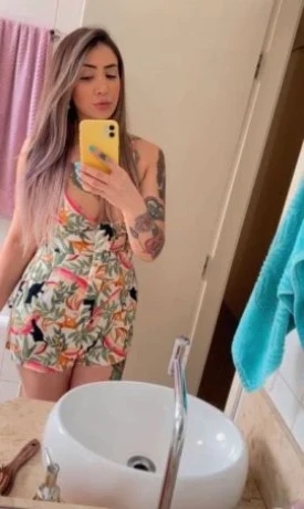 Amanda Ruiz — 7 / 9