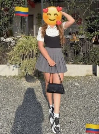 Salomé Colombiana — 7 / 9