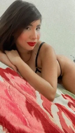 Nicolly Oliveira — 1 / 5