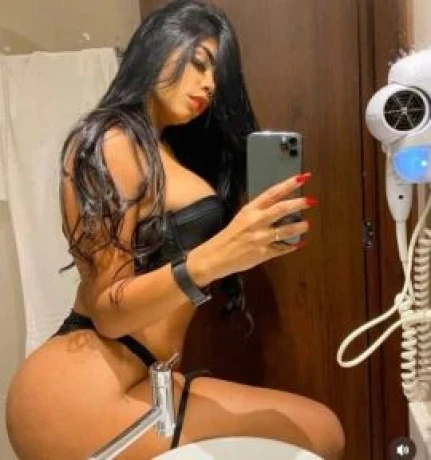 Gaby Martis — 4 / 5