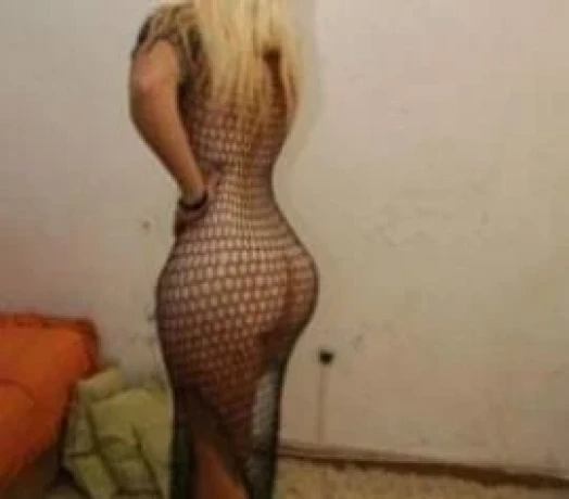 Ariela Lins — 8 / 9