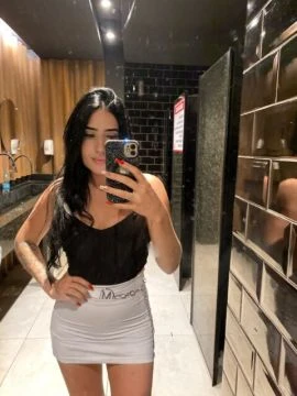 Emily Rocha — 3 / 5
