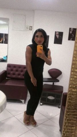 Yara Assis — 2 / 4