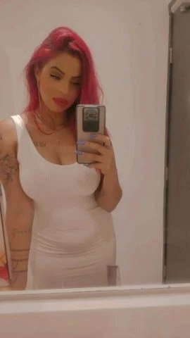 Serena Castro — 2 / 6