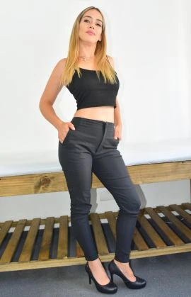 Isabella, Escort, Tribunales