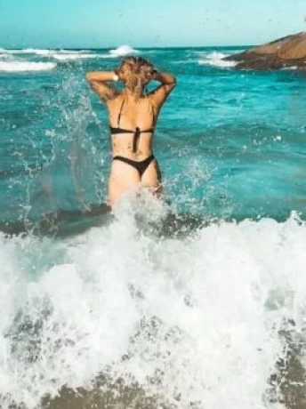 Mirela Rossoni — 4 / 5