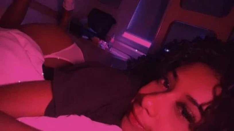 Anna Neves — 2 / 4