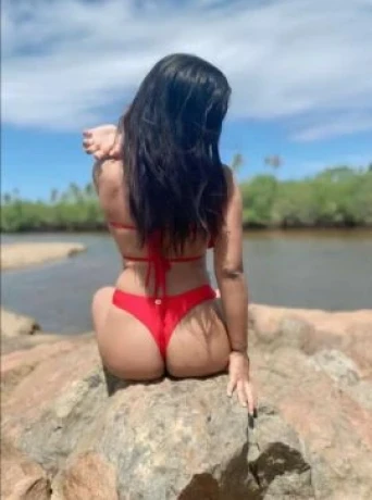 Luna Sousa — 3 / 9