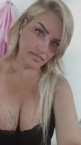 Naira Alice — 2 / 5