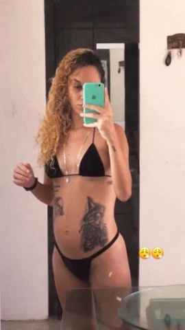 Júlia Nunes — 4 / 5