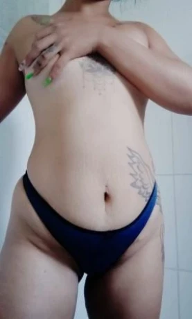 Tiffany Scott — 2 / 5