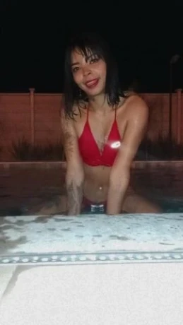 Juliana Soares — 4 / 9