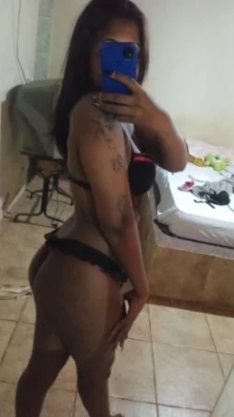 Geovana Oliveira — 2 / 4