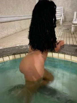 Aline Leal — 3 / 9