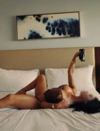 Ayla Sanches — 6 / 9