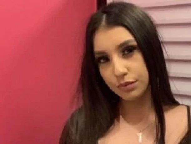 Sabrina Costa — 3 / 4