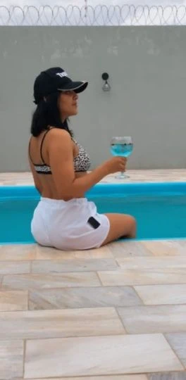 Rebeca Natália, Escort, Parana