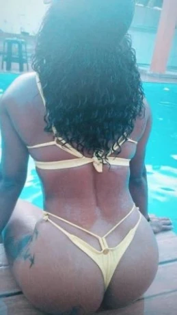 Kely Silva — 6 / 9