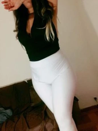 Mônica Max — 2 / 7