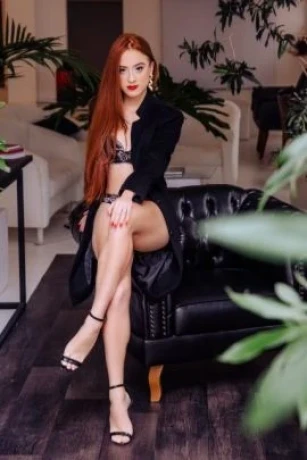 Marina Mendes — 5 / 6