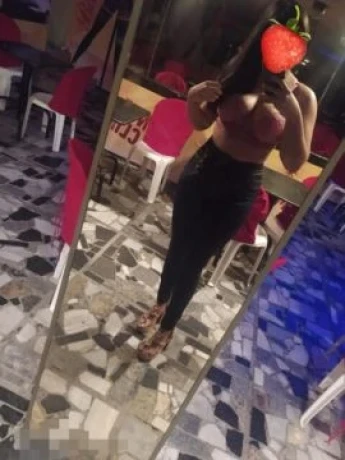 Jady Quinones — 3 / 4