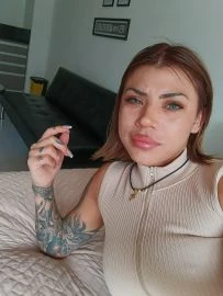 Victoria — 4 / 9