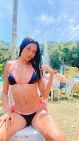 Katlyn Paiva — 4 / 5